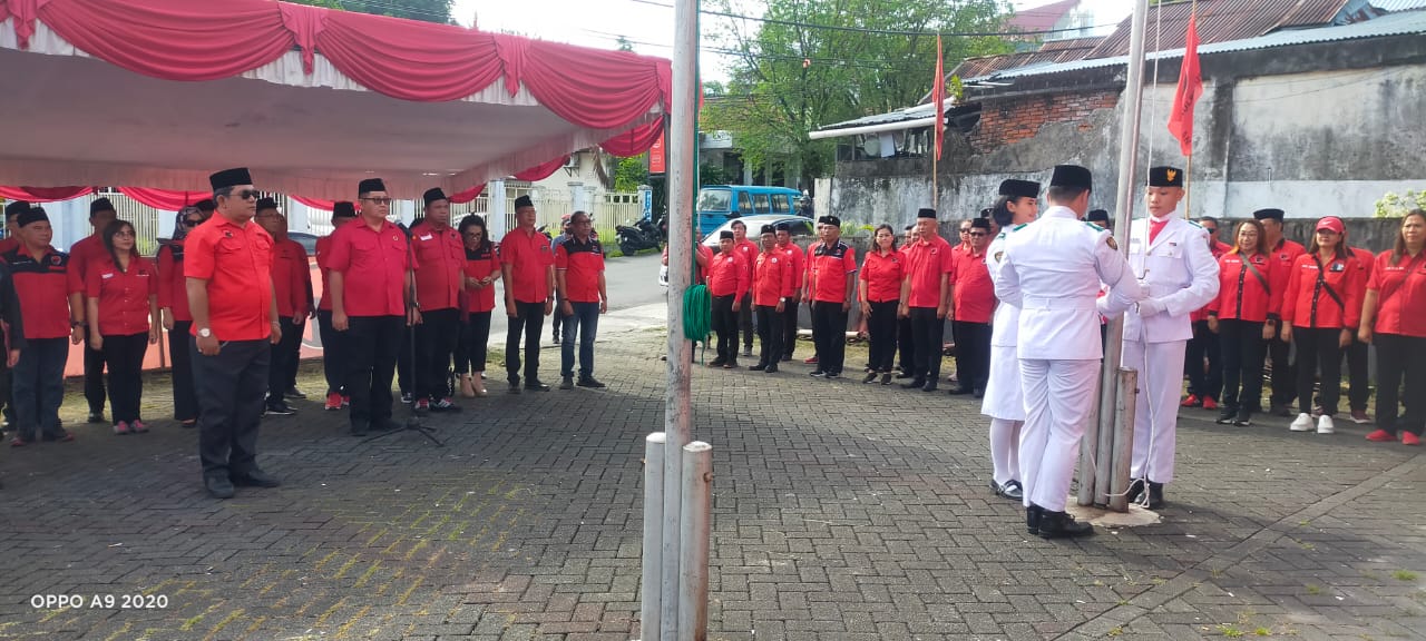 Secara Hikmat DPC PDIP Kota Manado Gelar Upacara Hari Lahir Pancasila